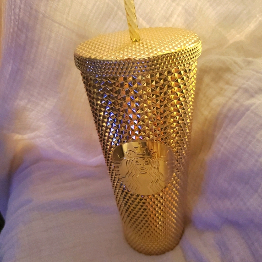 Gold 2022 holiday Starbucks cup